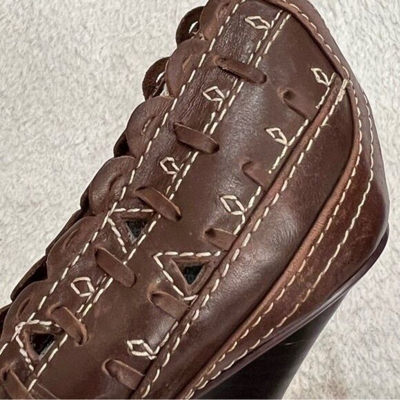 Naughty Monkey Scalloped Faux Leather Pumps size 10 - Picture 7 of 15